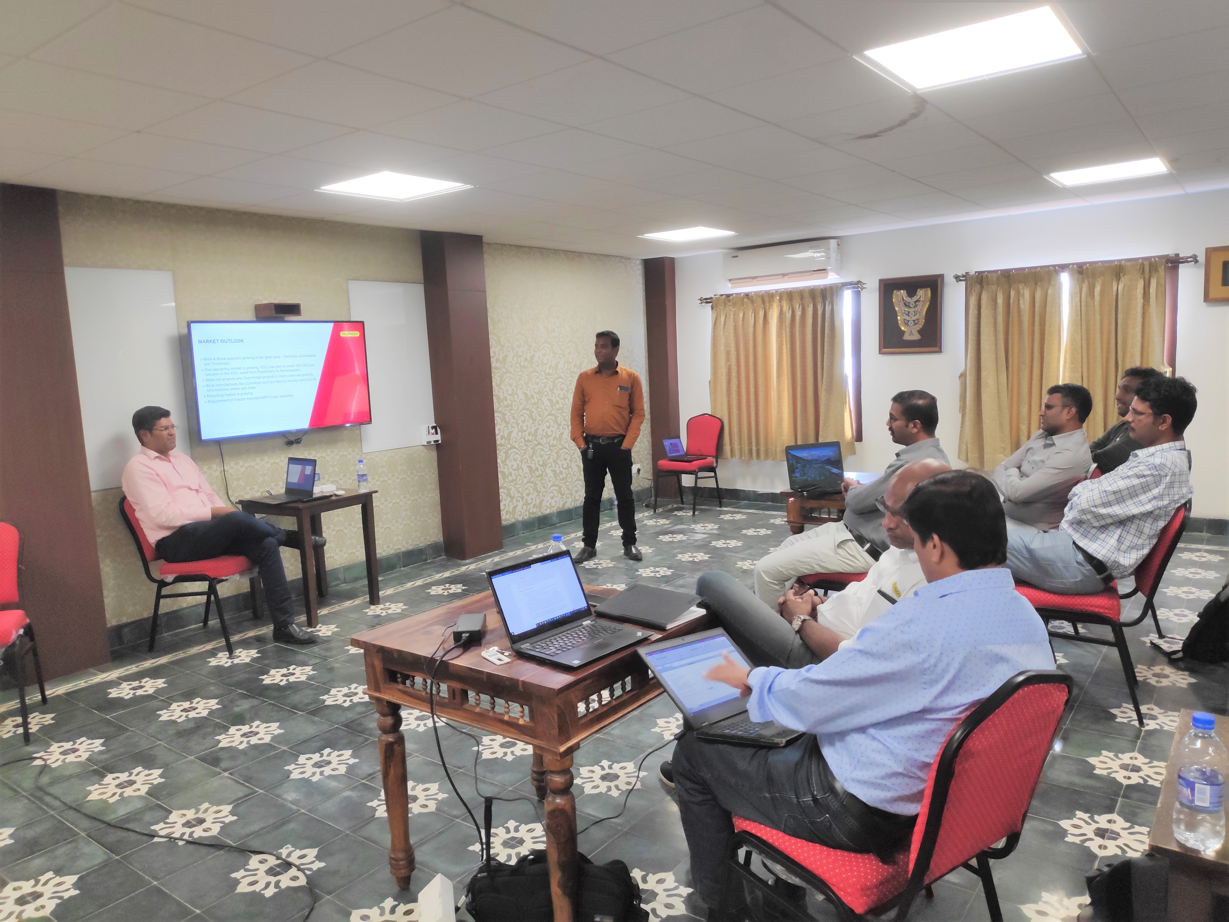 Sales meet photo1.jpg