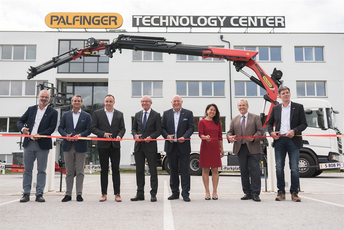 The opening of the Technology Center in Köstendorf. 1200x801.jpg
