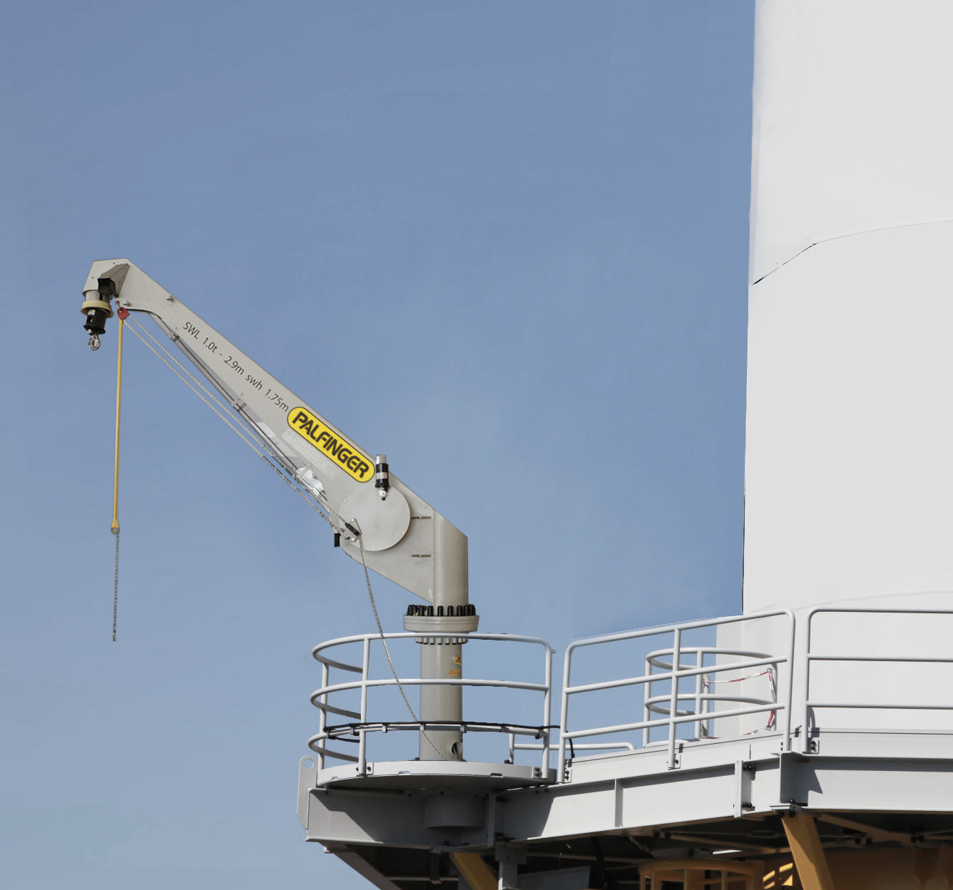 palfinger_marine_pfcrane.jpg
