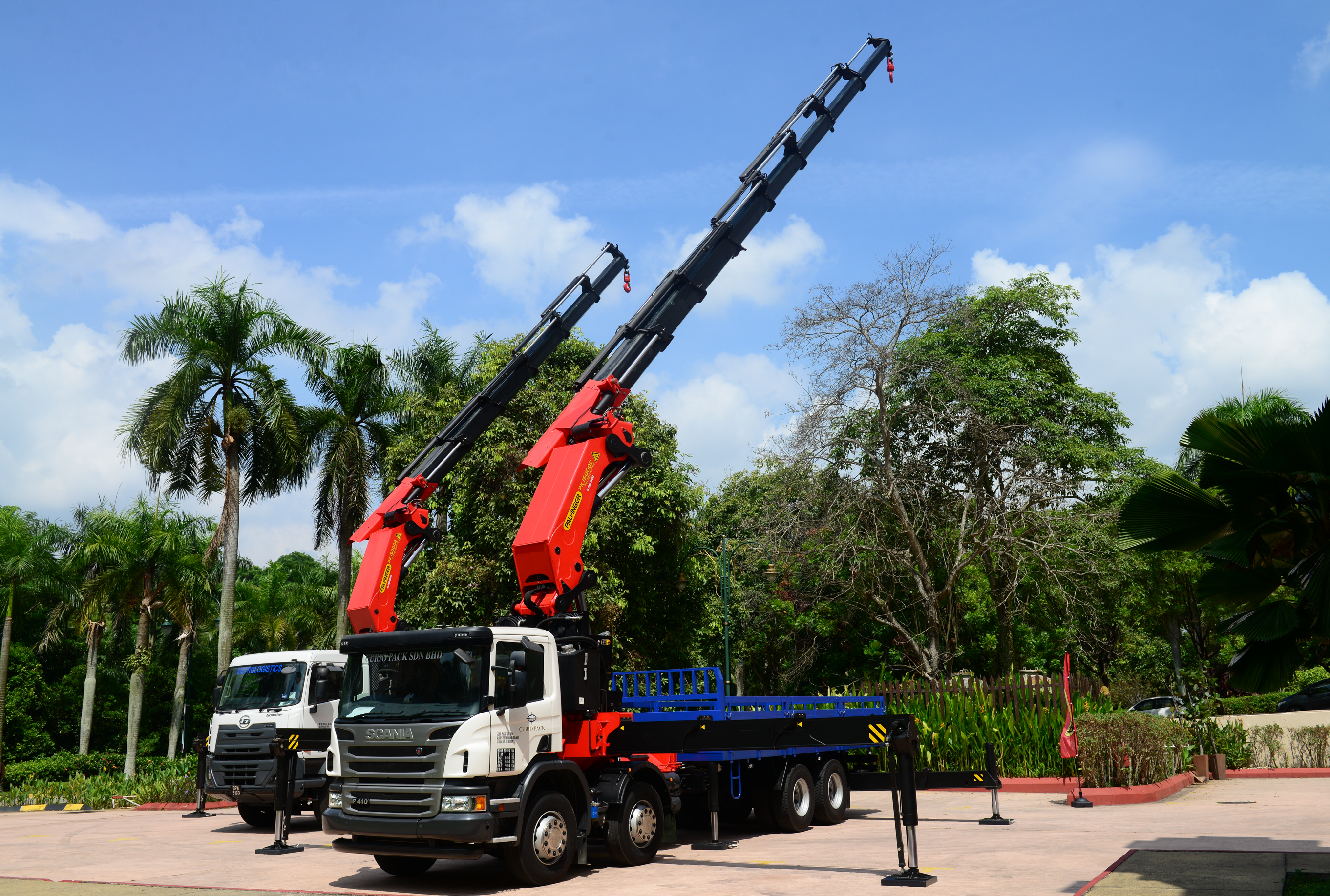 PALFINGER Asia Pacific - Loader Cranes.jpg