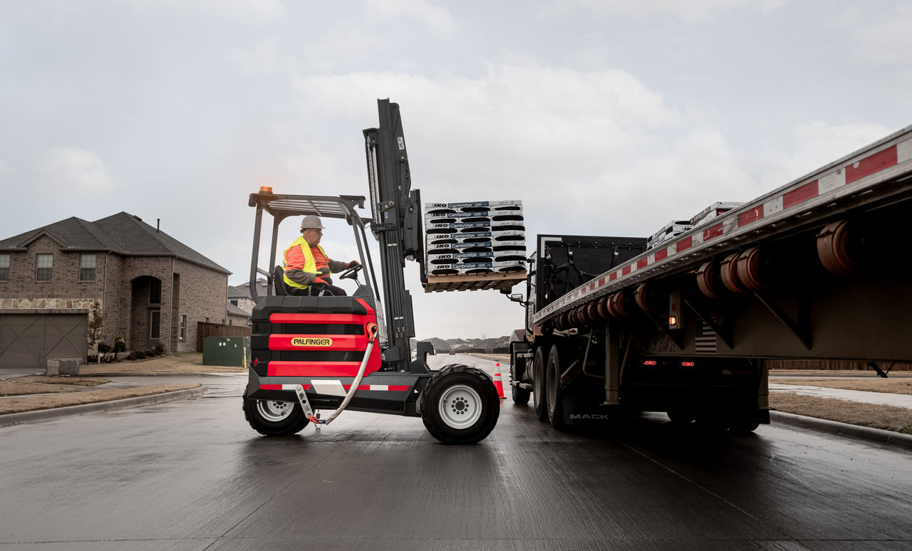 carretilla elevadora montada en camión FHC