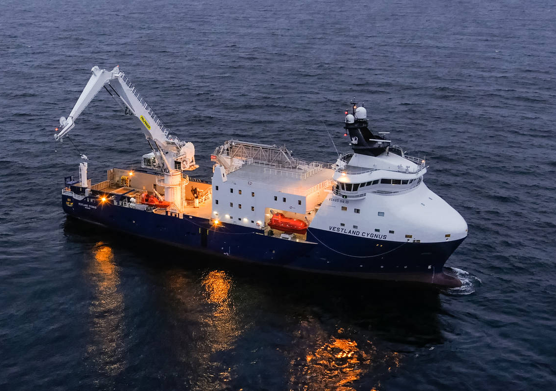 PALFINGER admite diversas aplicaciones marinas y de alta mar para petróleo y gas, mercantes, carga, pasajeros, cruceros, gubernamentales, energía eólica marina y acuicultura.